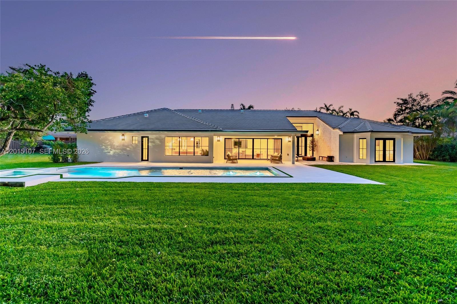 BANYAN WOODS - Residential