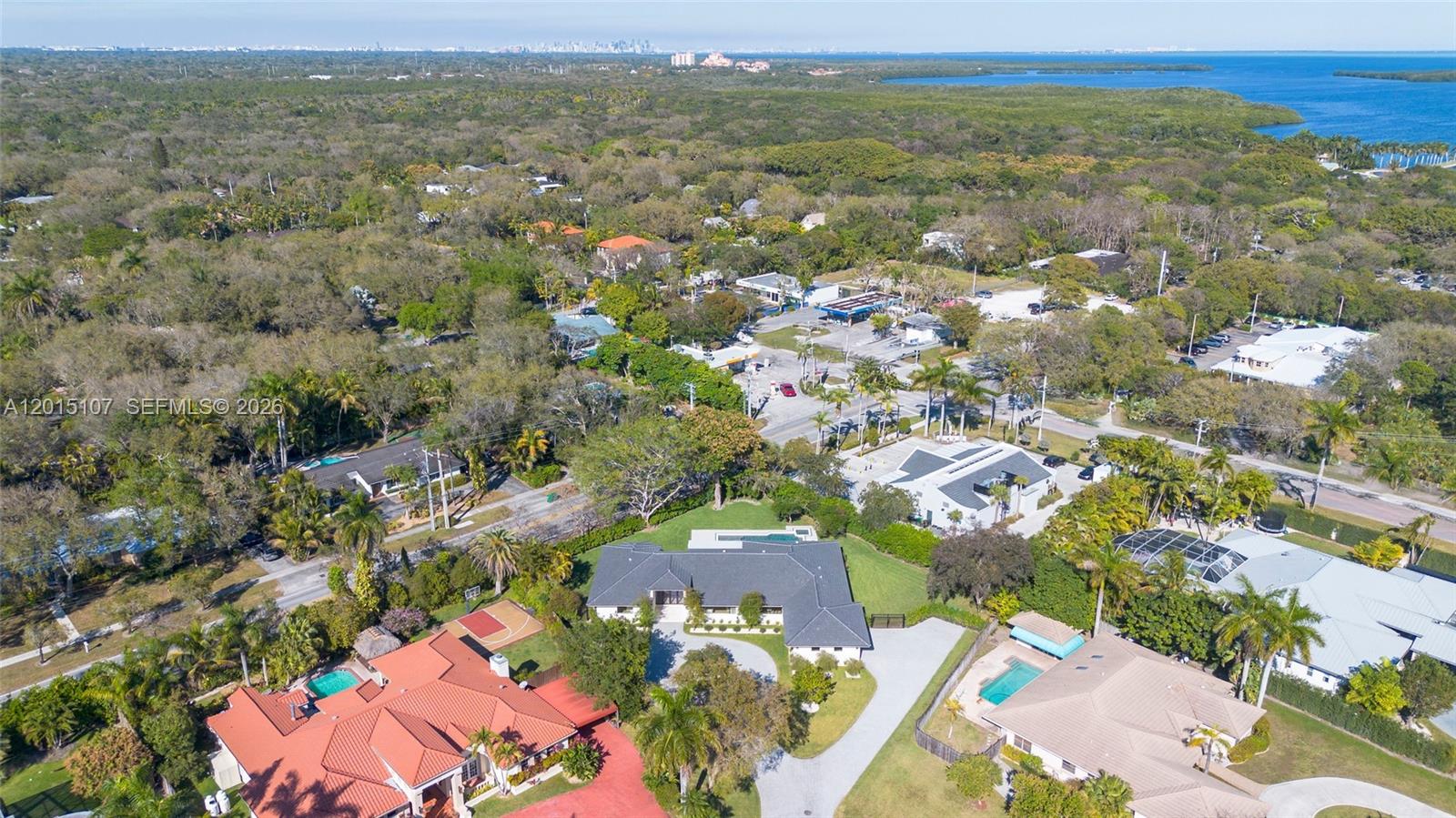 BANYAN WOODS - Residential