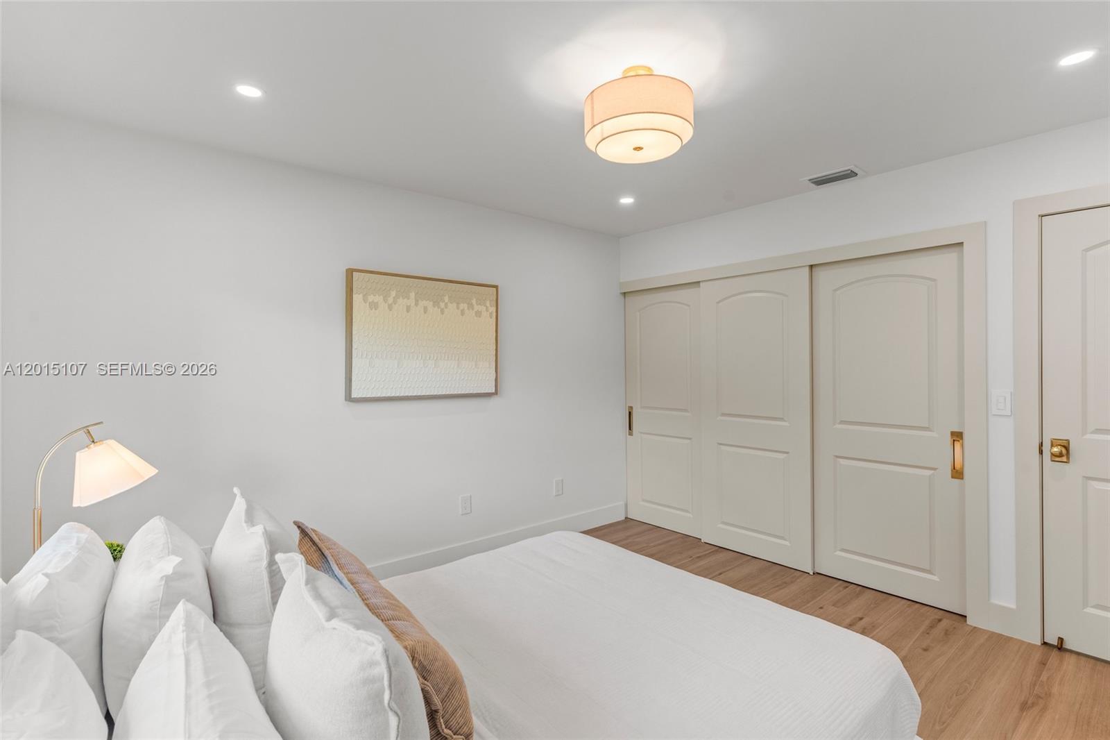 BANYAN WOODS - Residential
