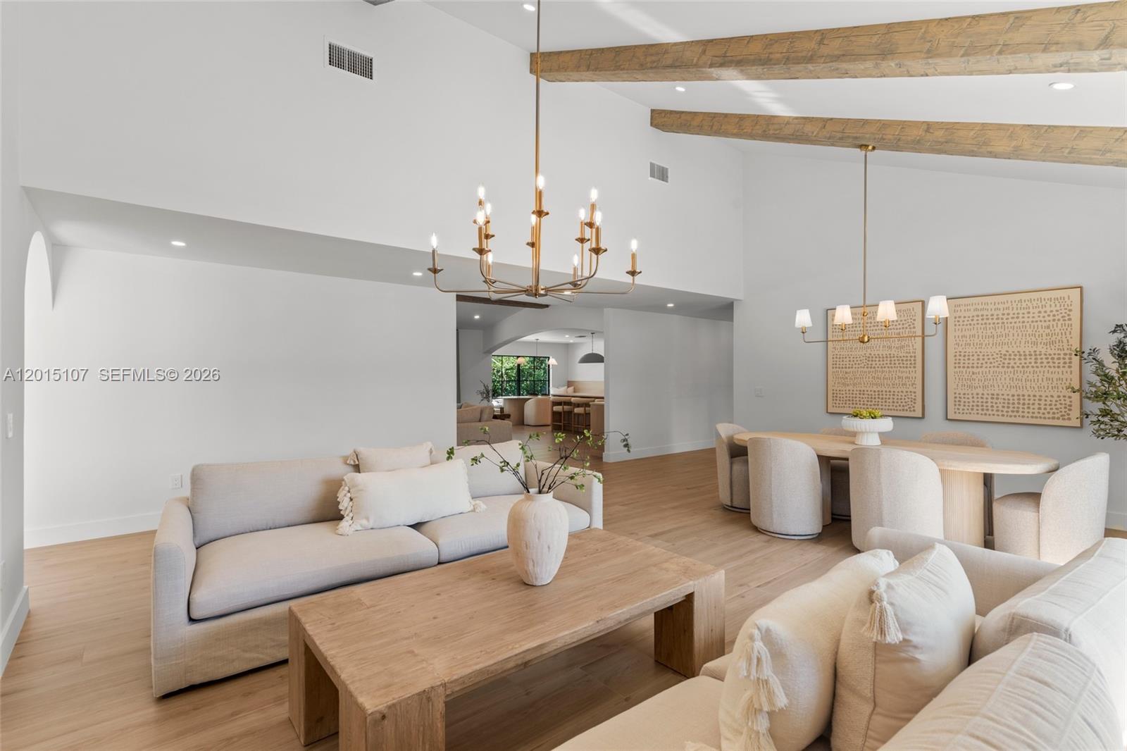 BANYAN WOODS - Residential