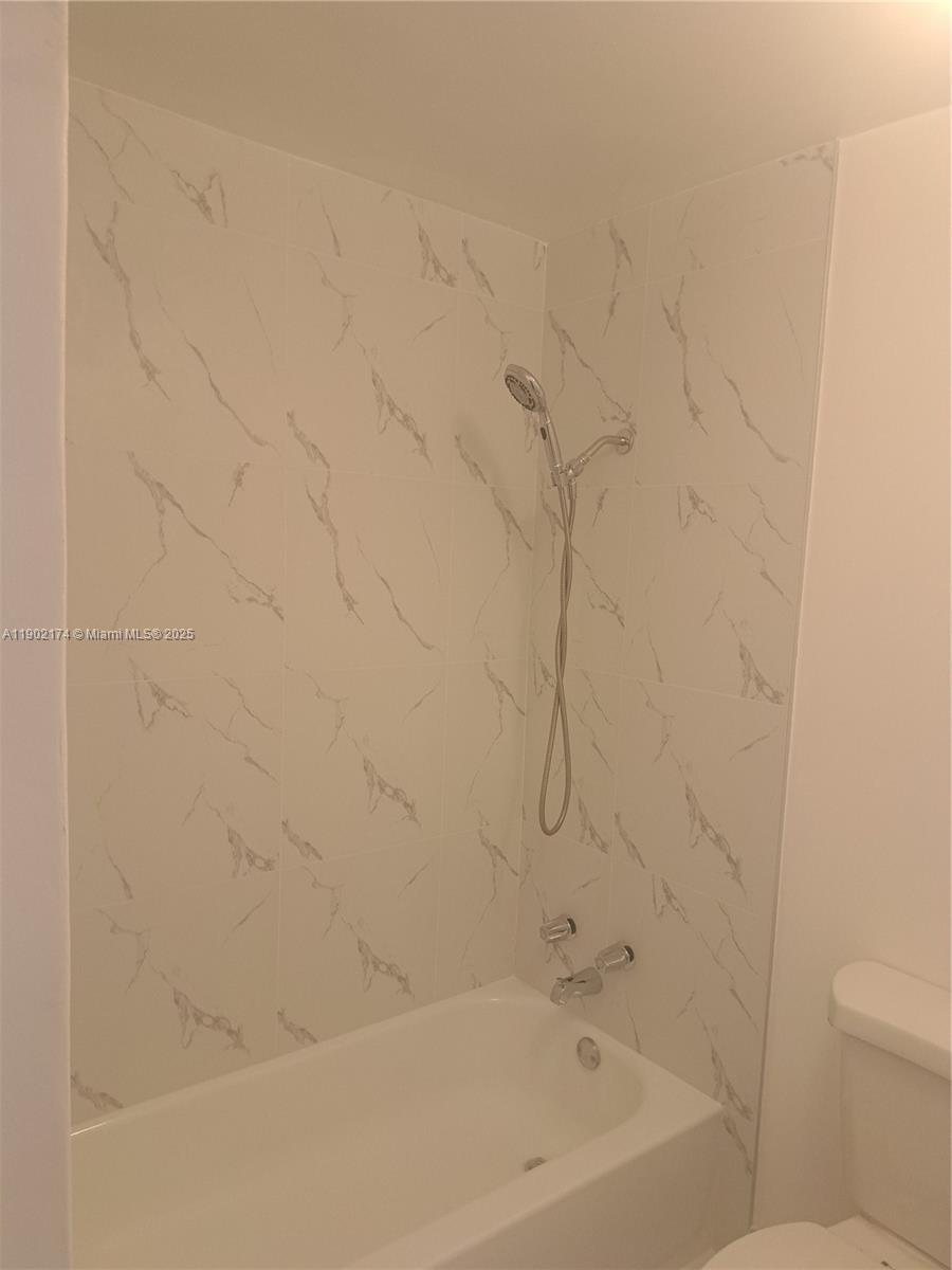 TOWN OF HOMESTEAD PROPER - Residential Lease