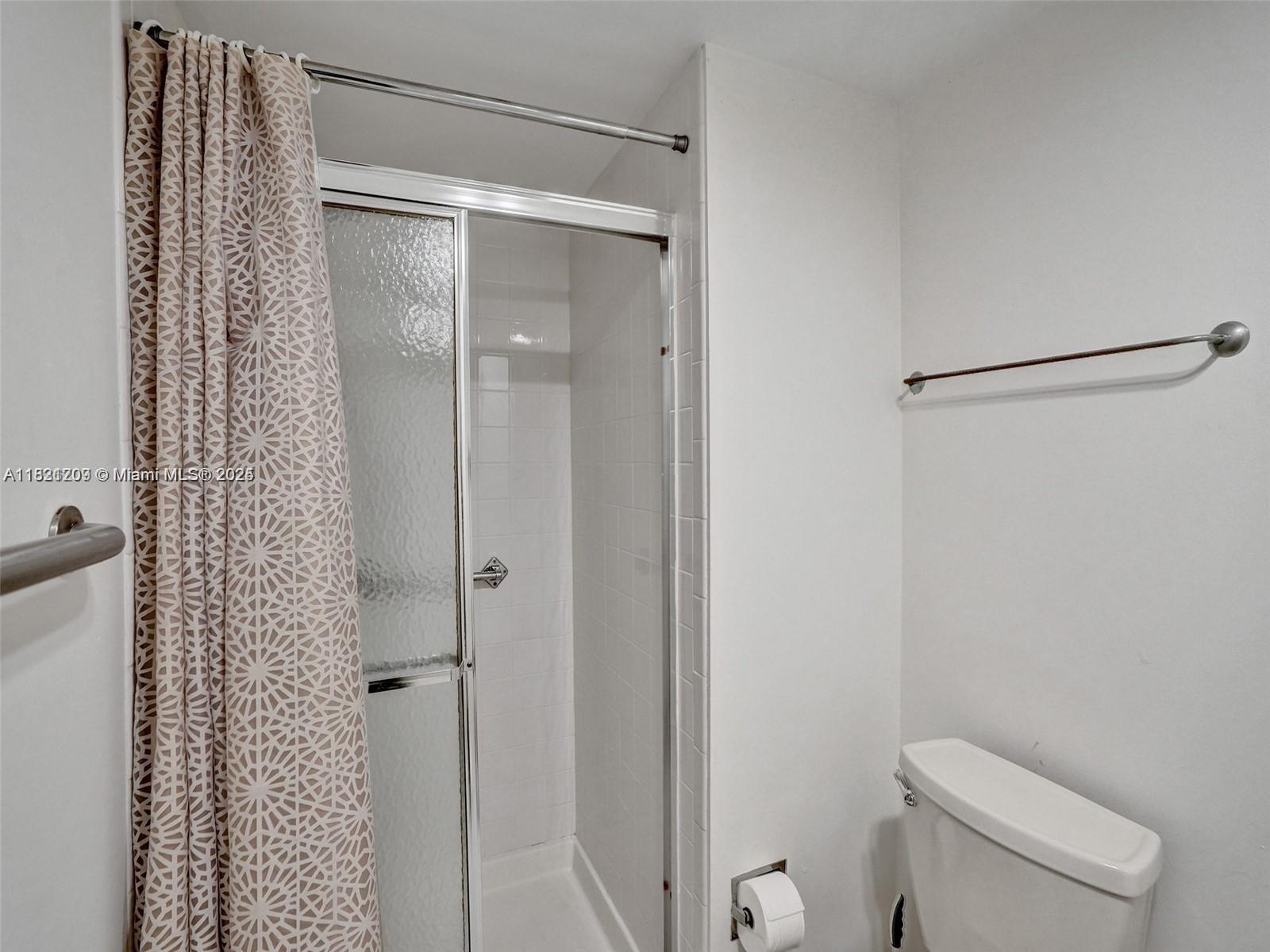 FAIRWAYS OF BOCA LAGO CON - Residential Lease