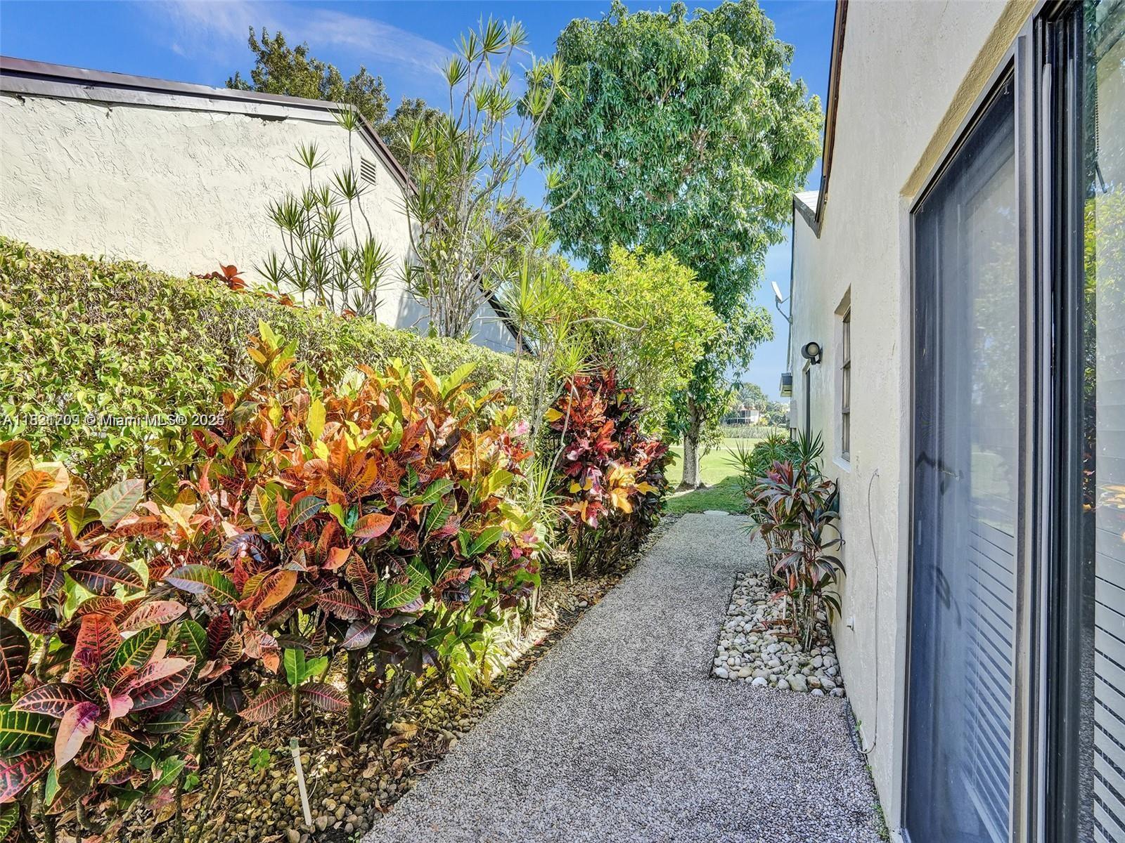 FAIRWAYS OF BOCA LAGO CON - Residential Lease