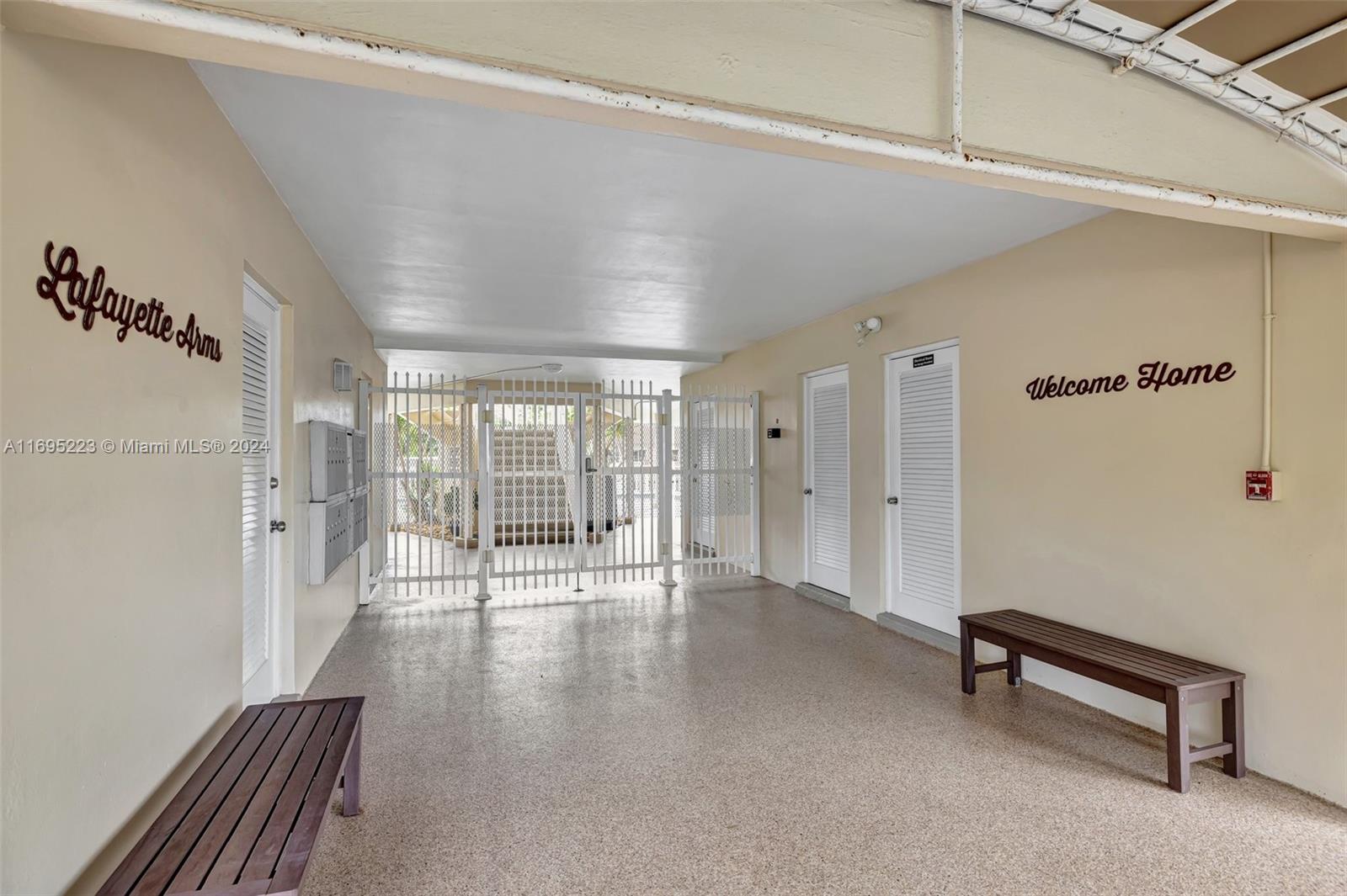 LAFAYETTE ARMS CO-OP - Residential