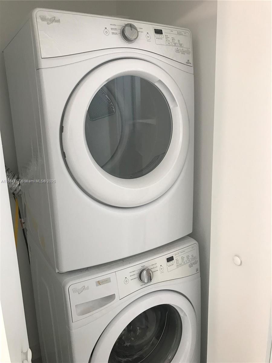 ARIA ON THE BAY CONDO - Residential Lease