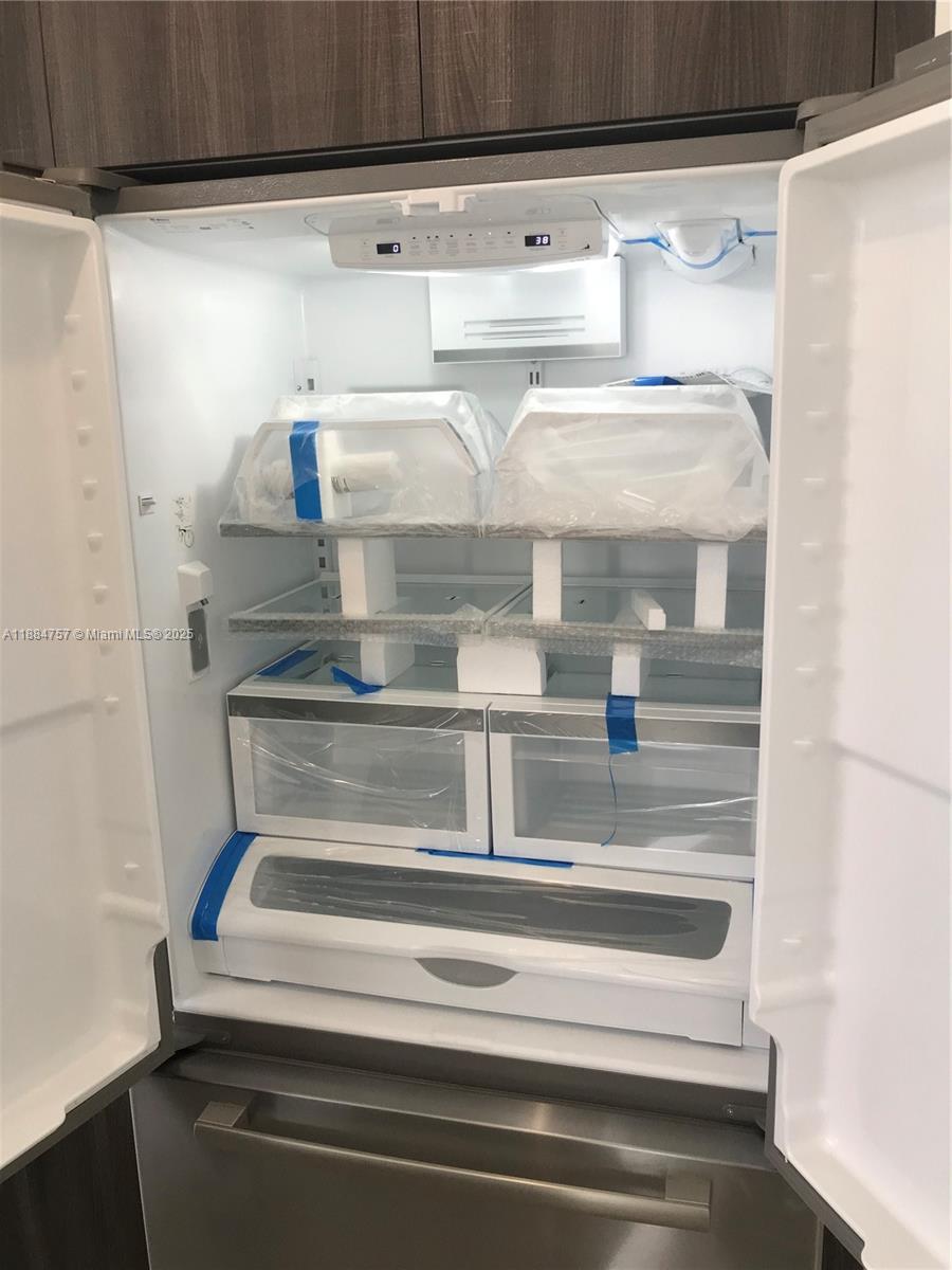 ARIA ON THE BAY CONDO - Residential Lease