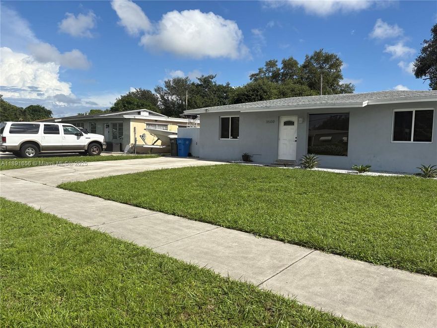 Spacious 4 bedroom plus ENCLOSED DEN rental home available in West Park!! Beautifully remodeled with new floors, recessed lighting, ceiling fans and gas stove. The house features a large private fully fenced backyard with gazebo and big driveway that can fit up to 4 cars. Pets welcome with non-refundable pet fee. ** Call today for your private viewing and rent it!!Available now for one year lease or longer, Unfurnished.