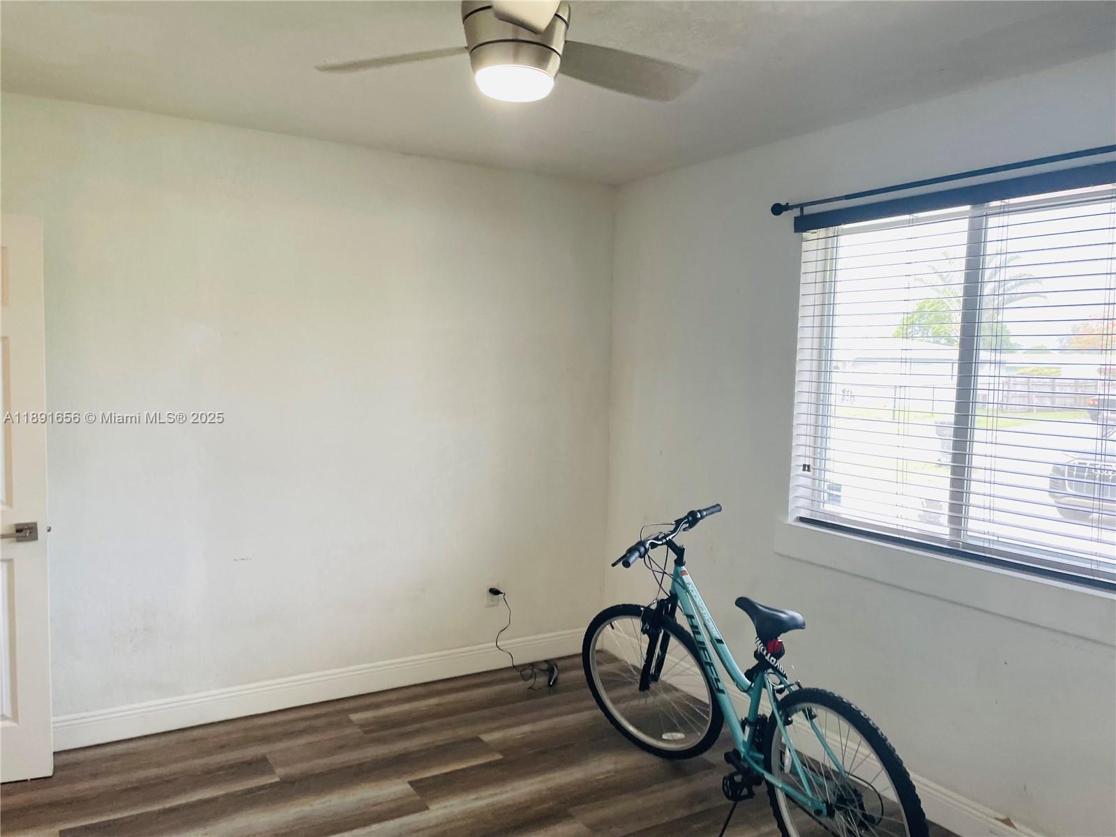 LAKE FOREST SEC 4 - Residential Lease