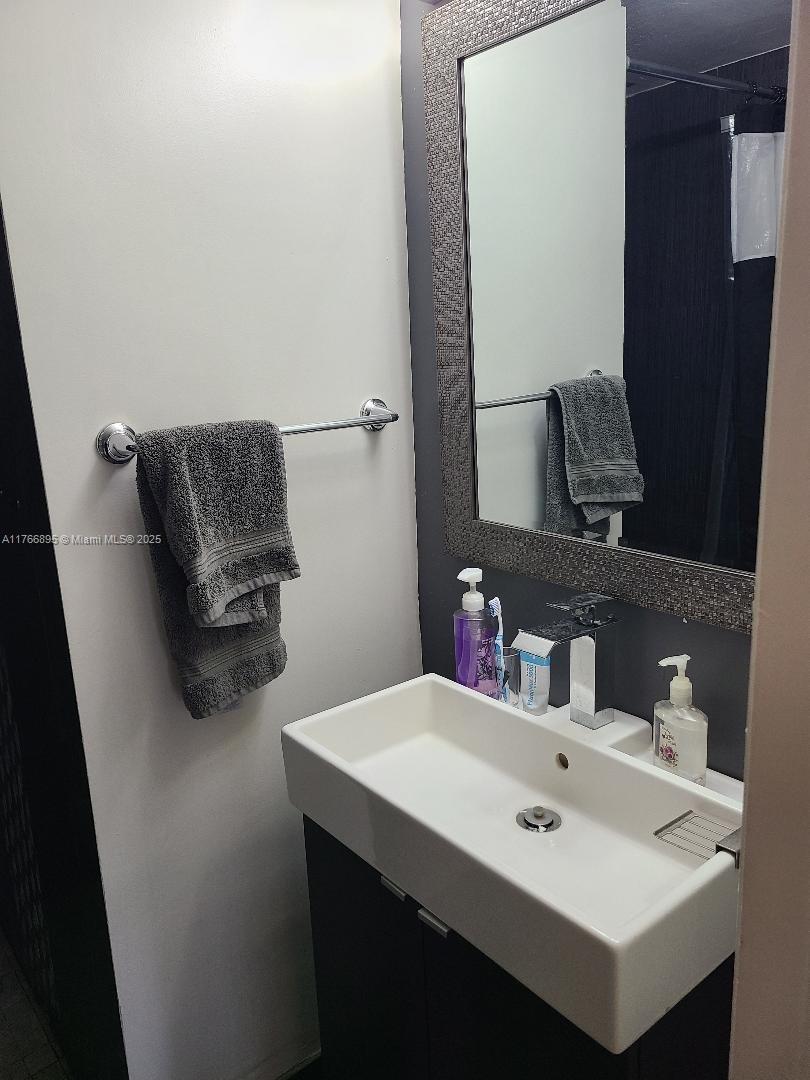 WOODGLEN CONDO - Residential