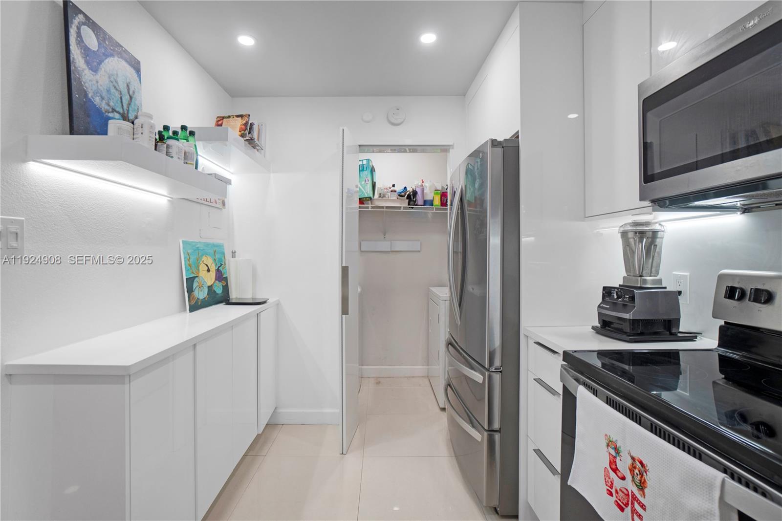 ATLANTIC SPRINGS CONDO - Residential Lease