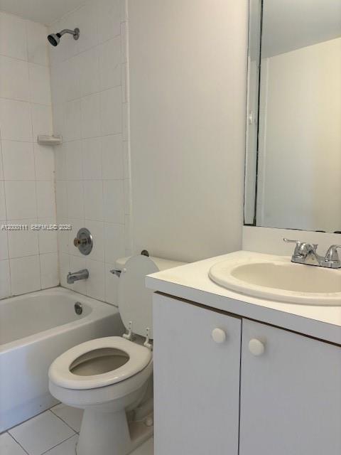 8231 NW 8th St 2-102