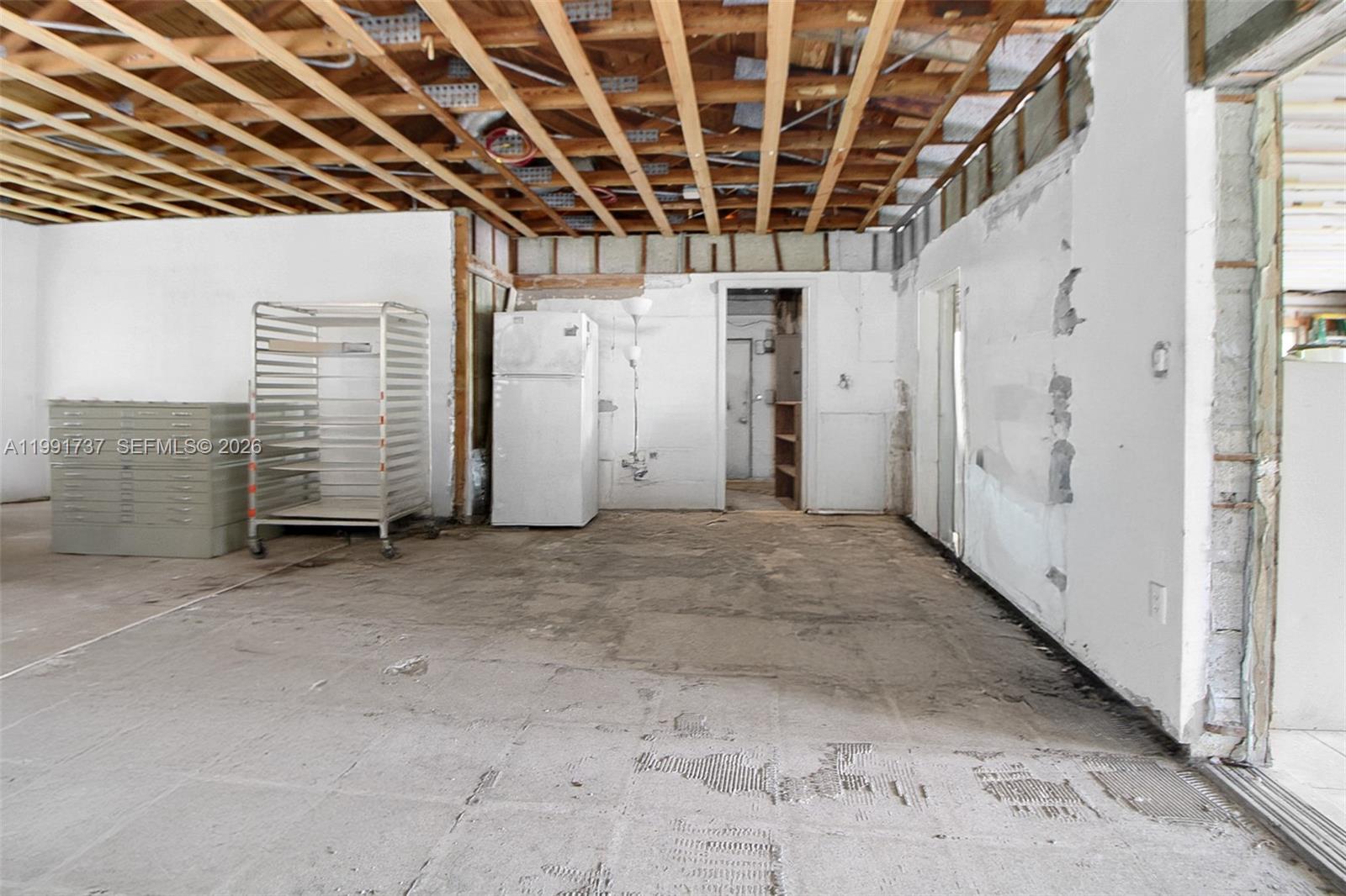 CONTINENTAL HOMES - Residential