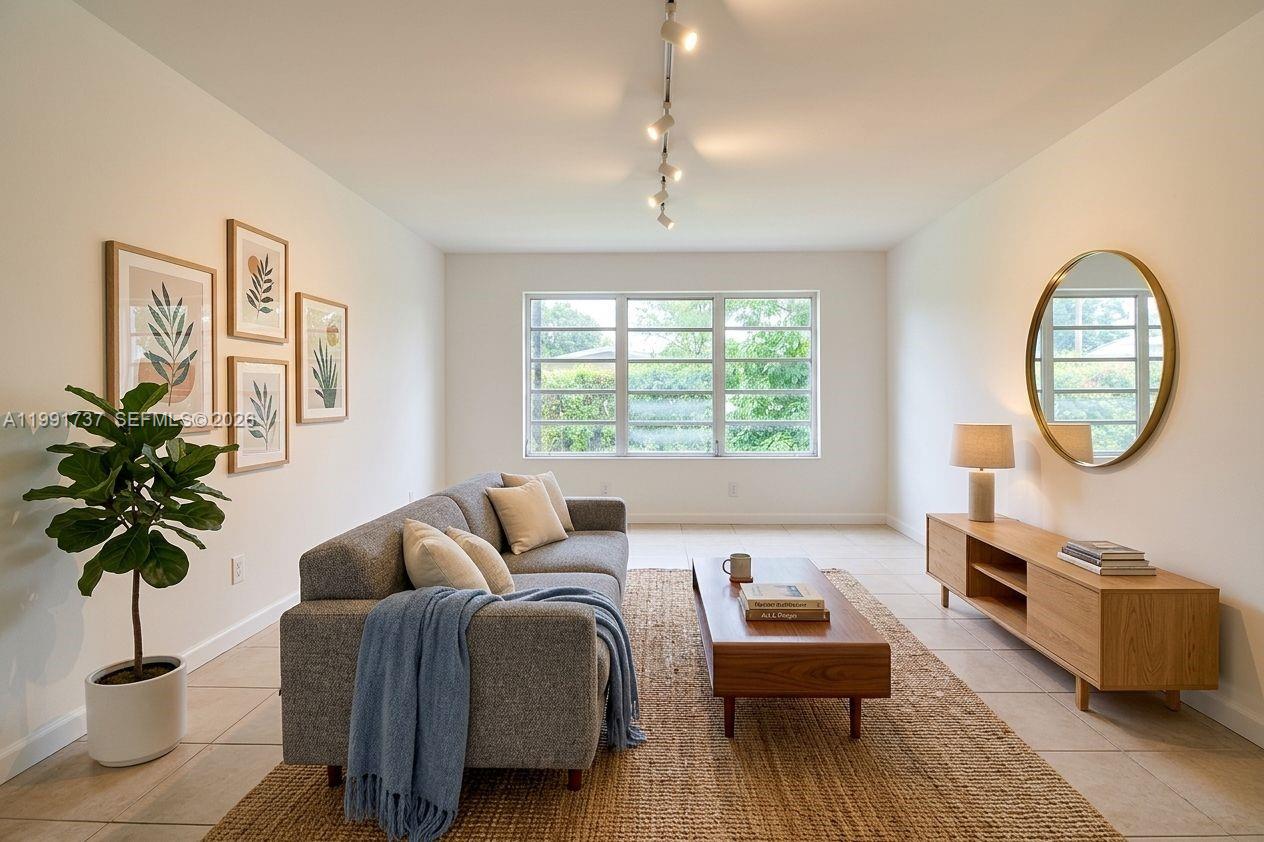 CONTINENTAL HOMES - Residential