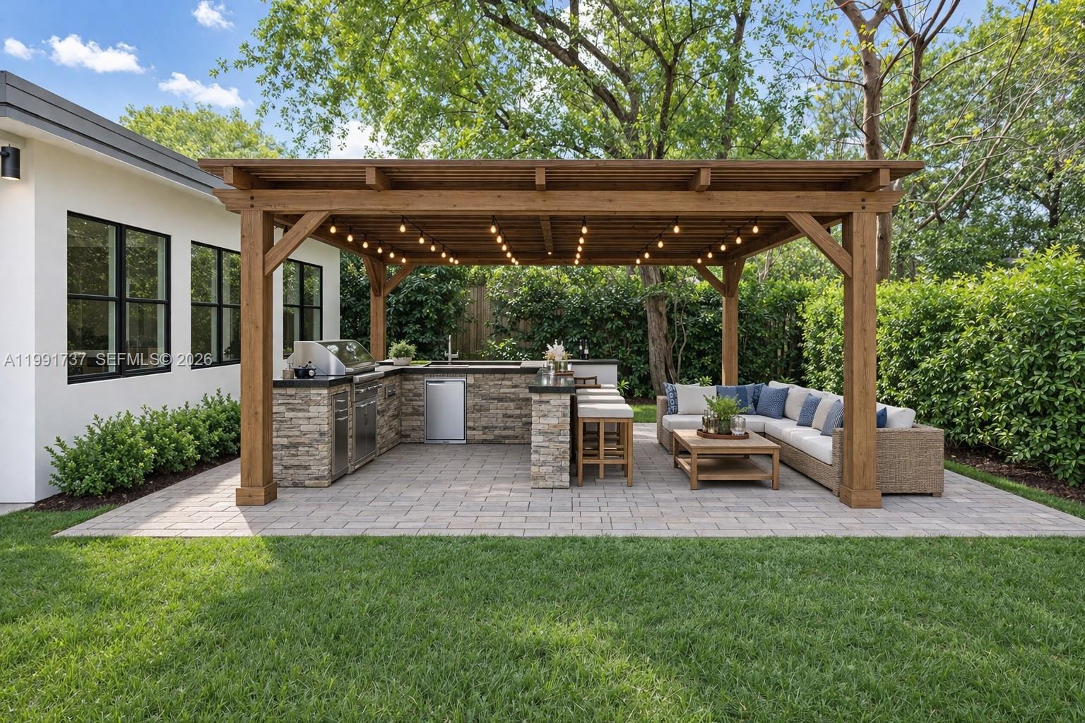 CONTINENTAL HOMES - Residential