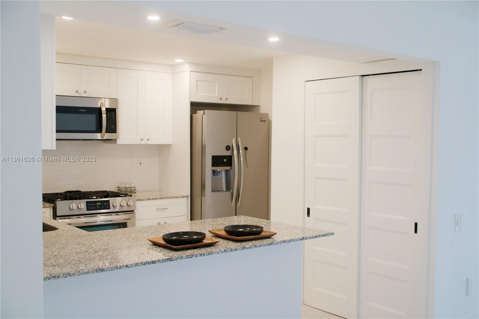 SNAPPER VILLAGE PH 2 SEC - Residential Lease