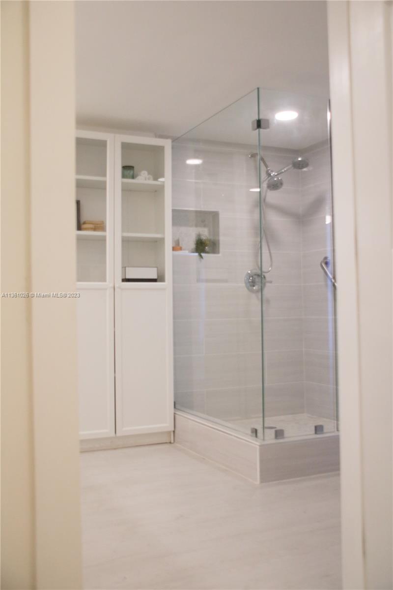 SNAPPER VILLAGE PH 2 SEC - Residential Lease