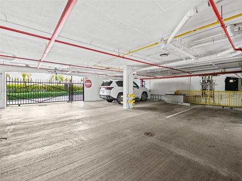 Tiny photo for 1414 SE 12th St #1B, Fort Lauderdale, FL 33316 (MLS # A12008876)