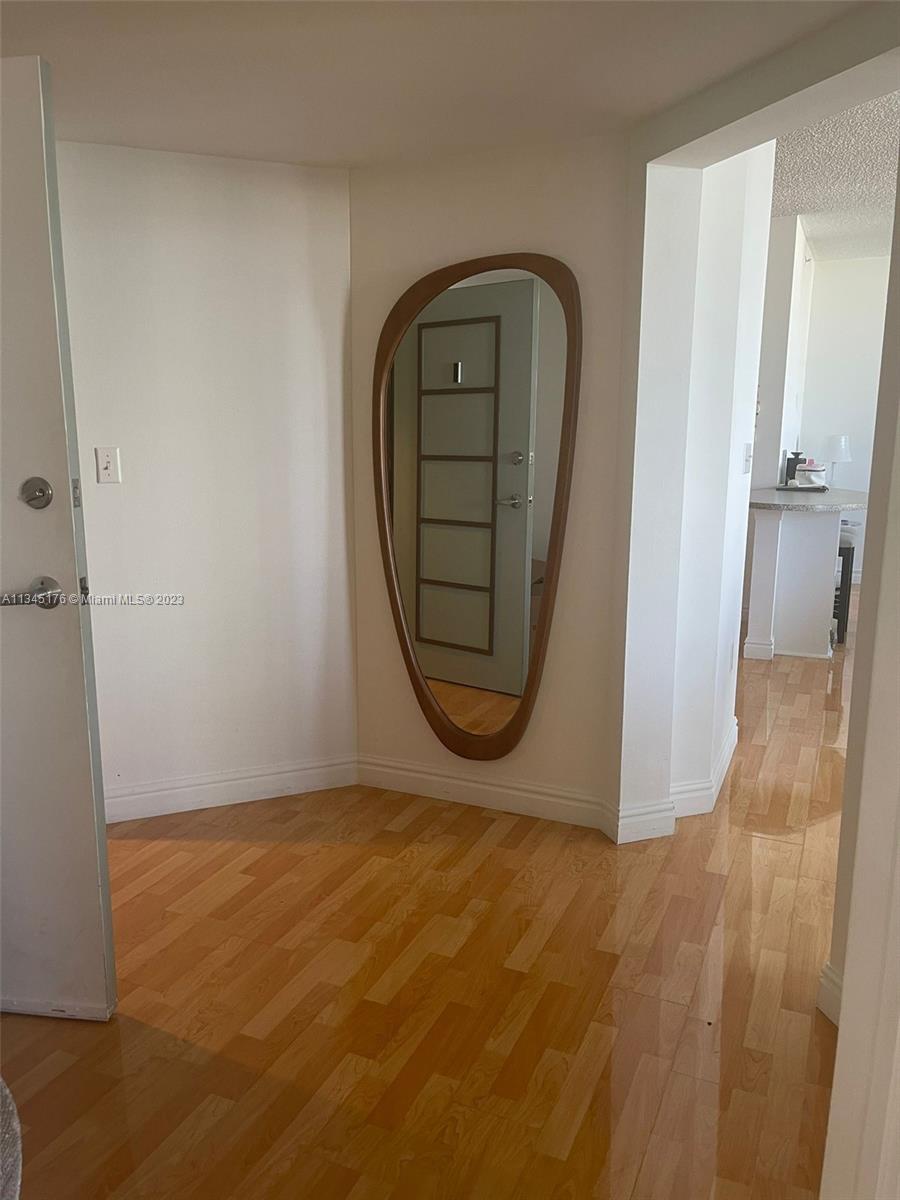 THE WAVERLY AT SOUTH BEAC - Residential Lease