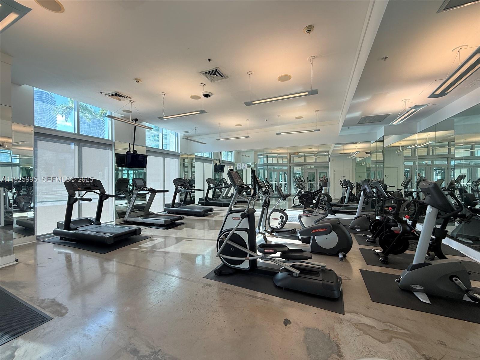 THE IVY CONDO - Residential Lease