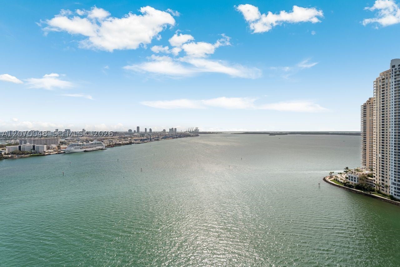 335 S Biscayne Blvd 2609