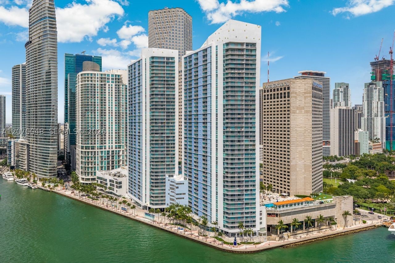 335 S Biscayne Blvd 2609, Miami FL 33131