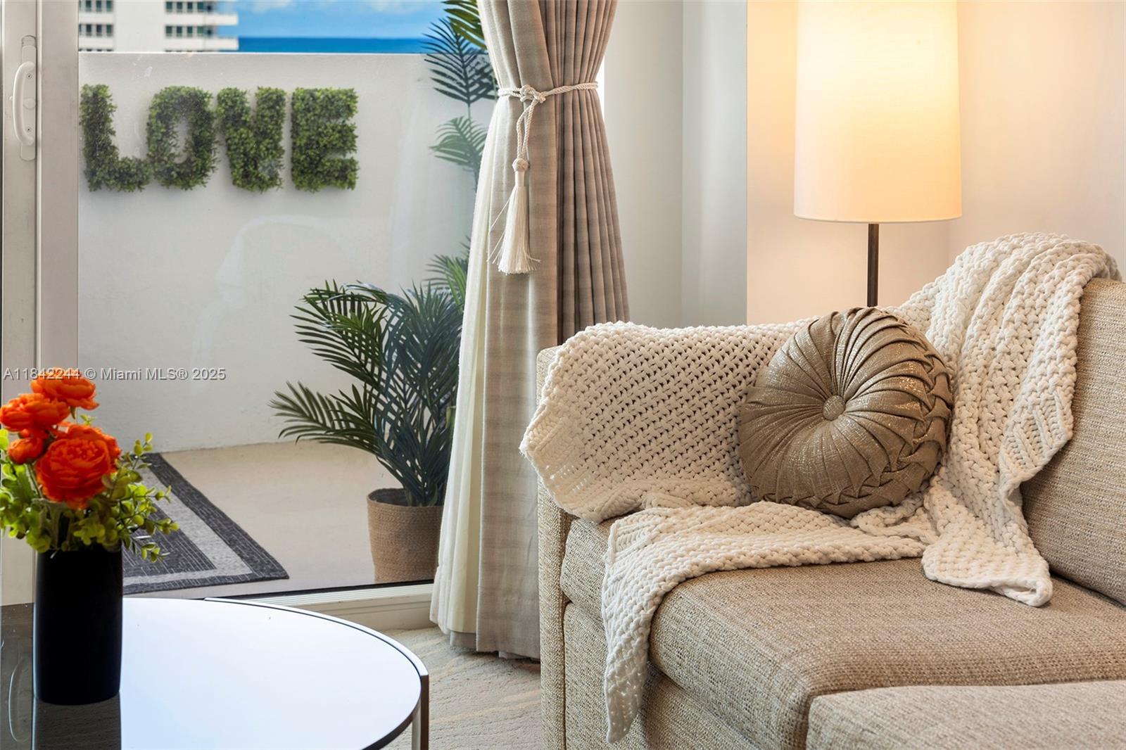 FONTAINEBLEAU III OCEAN C - Residential Lease