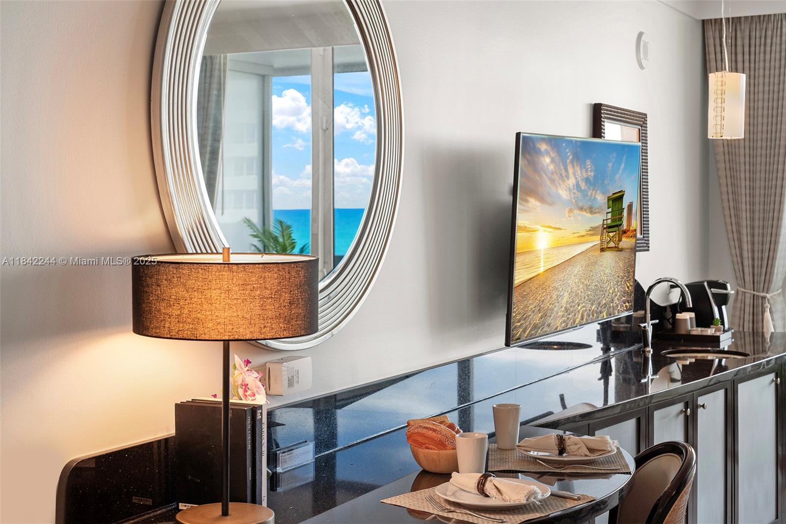 FONTAINEBLEAU III OCEAN C - Residential Lease