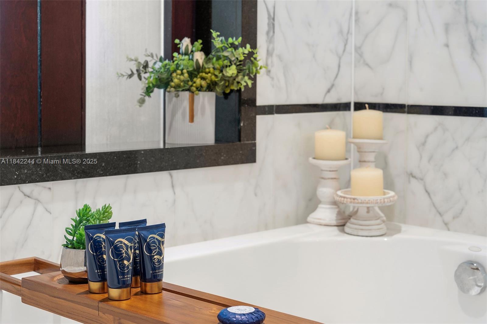 FONTAINEBLEAU III OCEAN C - Residential Lease