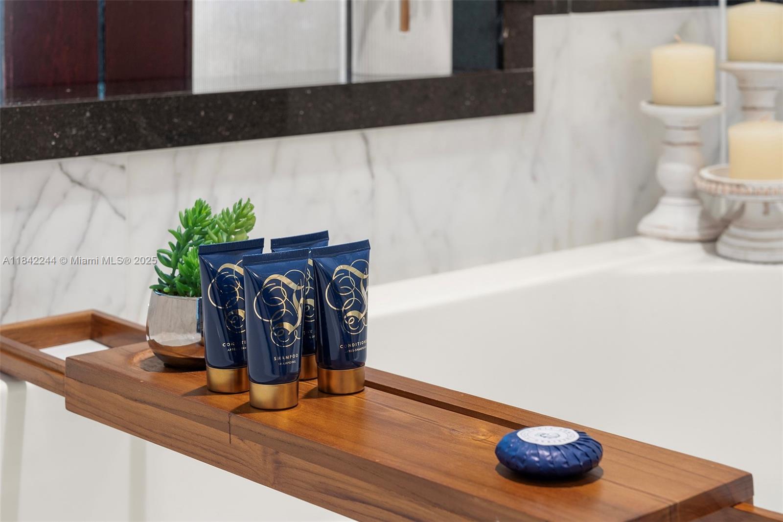 FONTAINEBLEAU III OCEAN C - Residential Lease