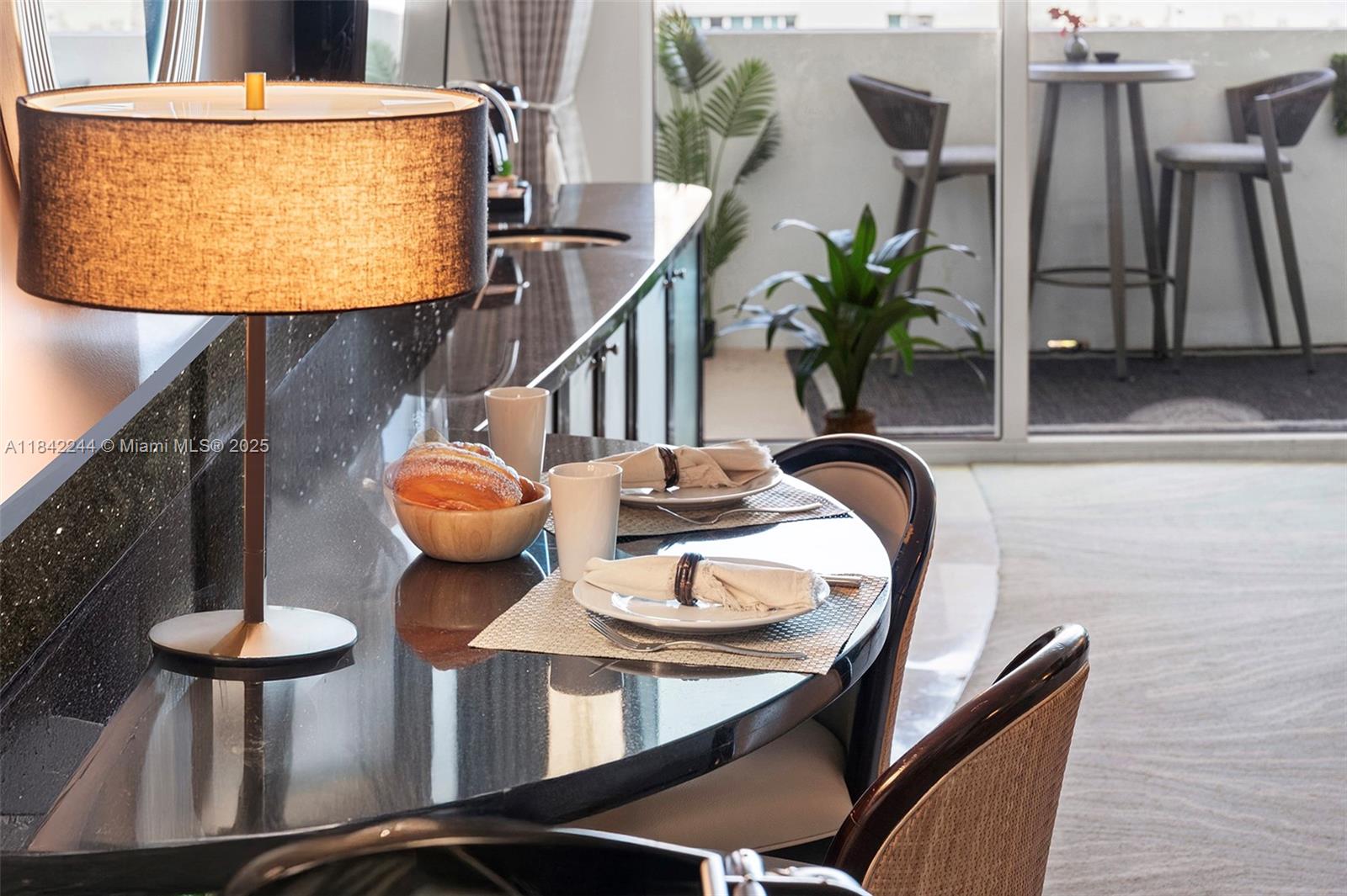 FONTAINEBLEAU III OCEAN C - Residential Lease