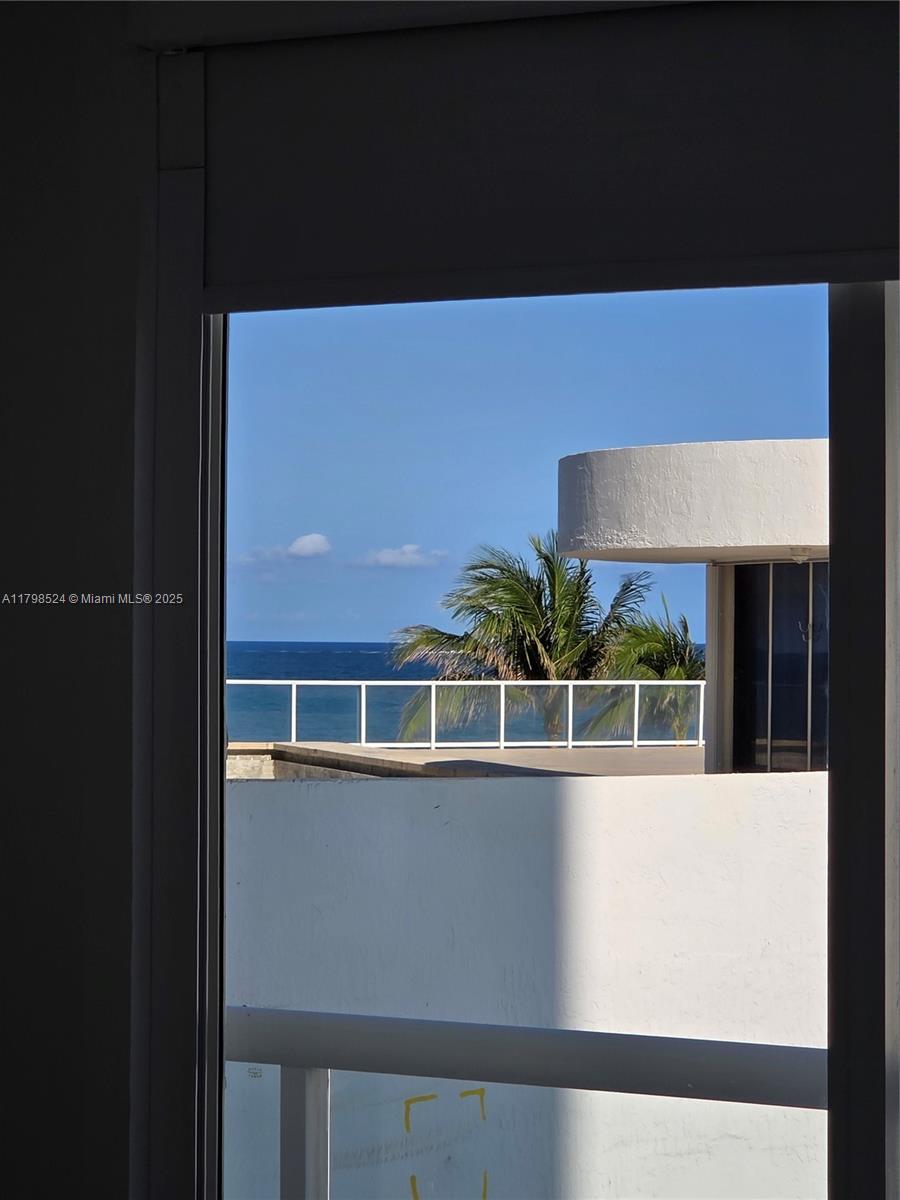OCEANIA I CONDO - Residential