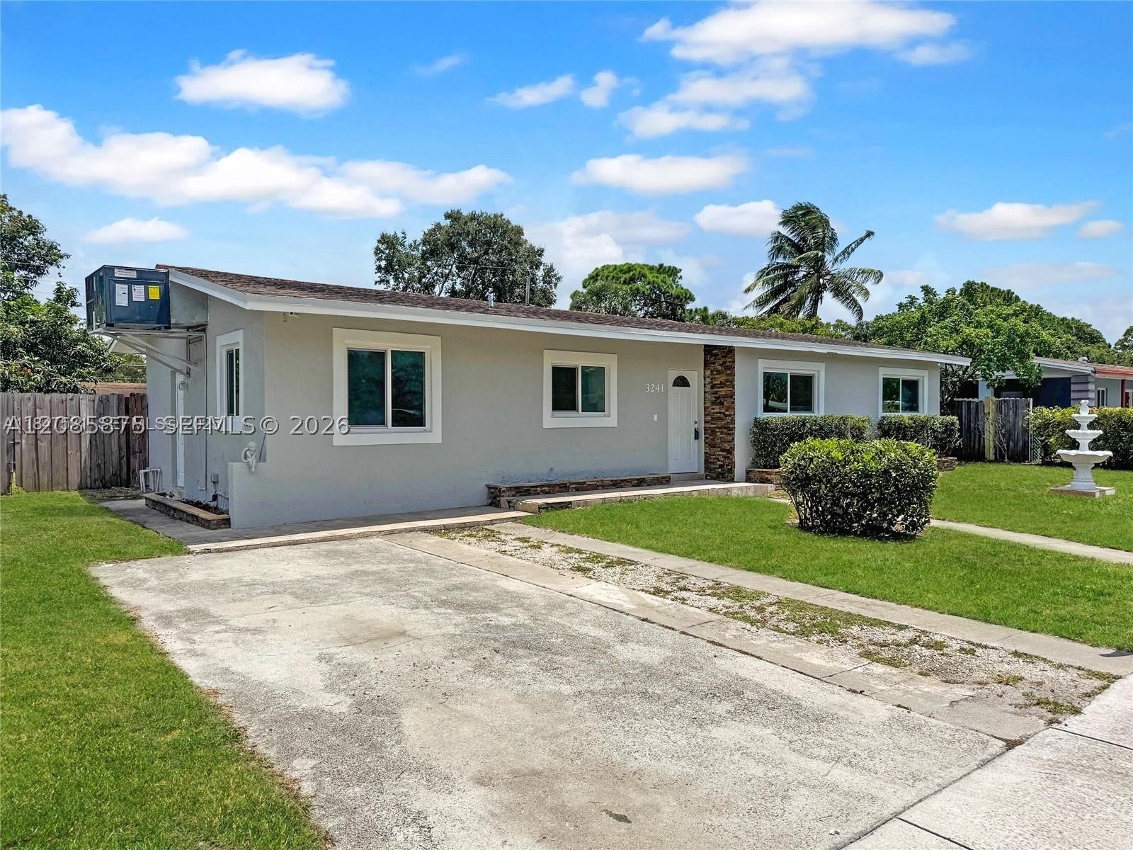 3241 NW 4th St