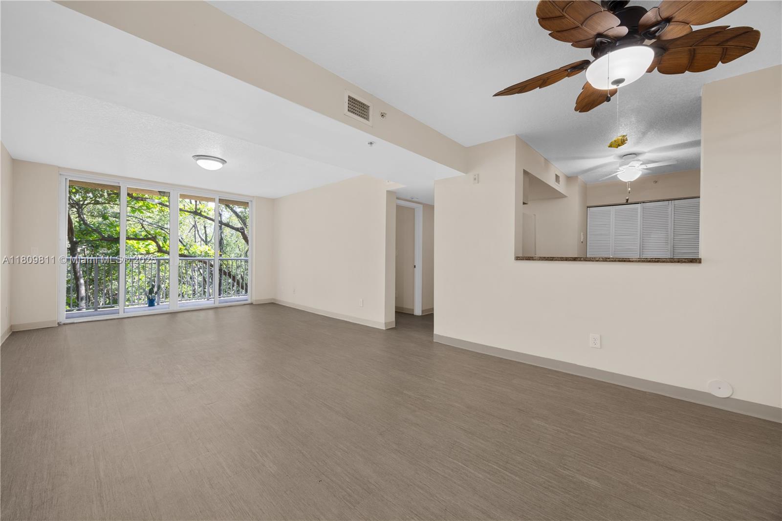 SHERIDAN BEACH CLUB CONDO - Residential