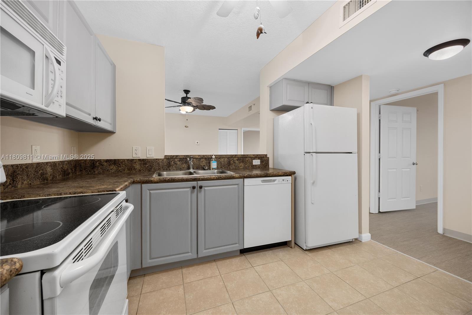 SHERIDAN BEACH CLUB CONDO - Residential