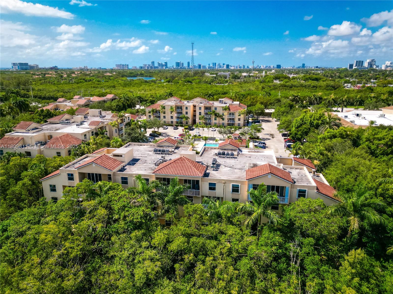 SHERIDAN BEACH CLUB CONDO - Residential