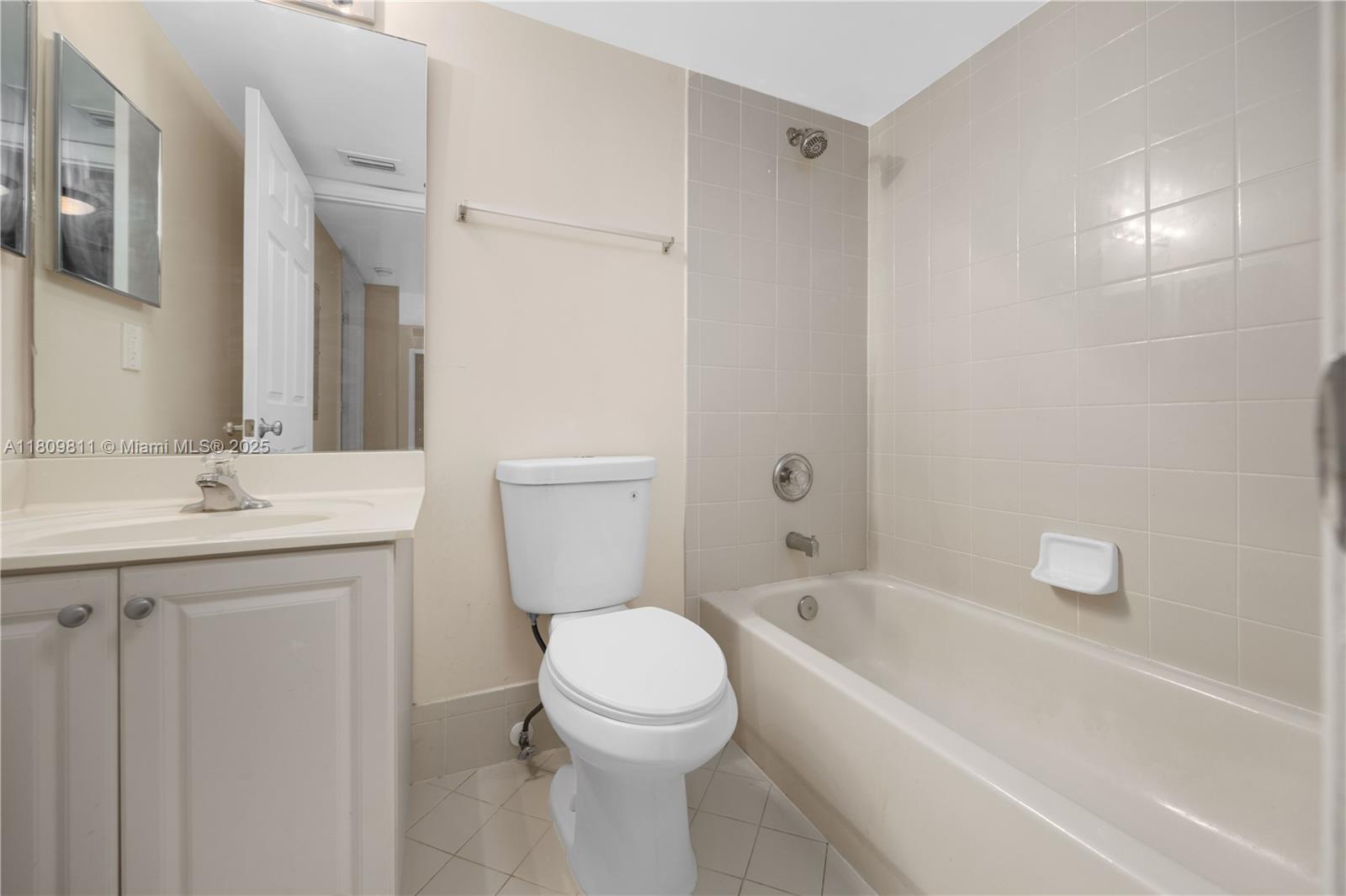 SHERIDAN BEACH CLUB CONDO - Residential