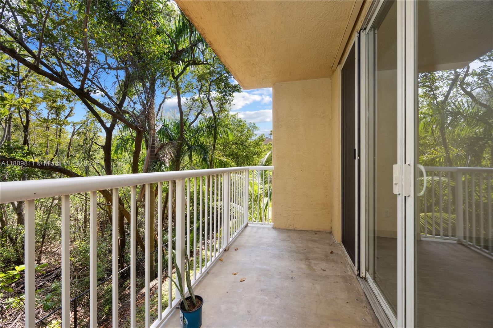 SHERIDAN BEACH CLUB CONDO - Residential