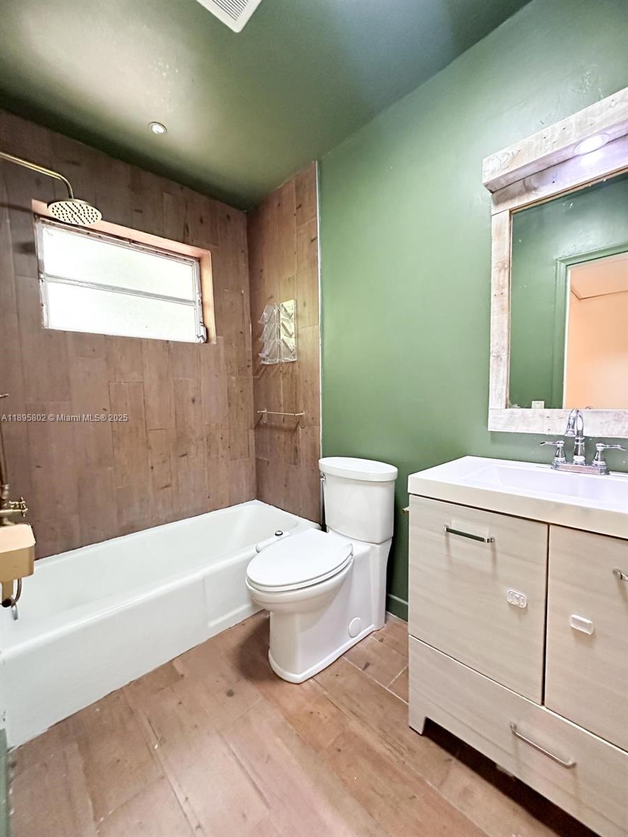 CORONET ACRES CONDO - Residential Lease