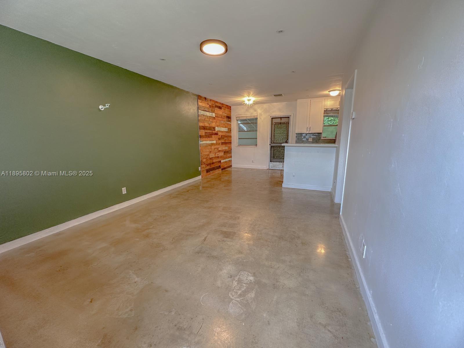 CORONET ACRES CONDO - Residential Lease