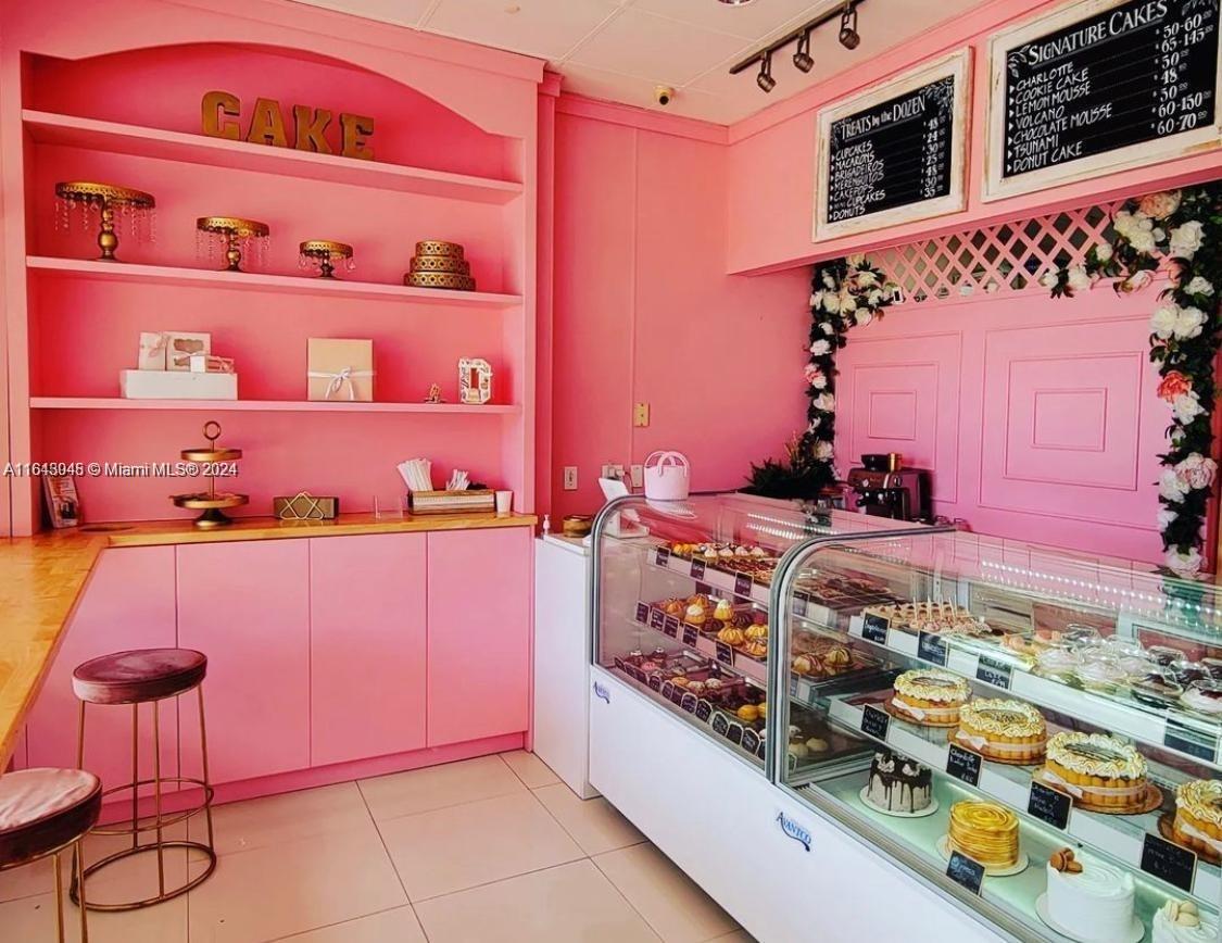 BUSINESS OPPORTUNITY, THIS WONDERFUL BAKERY SHOP IS FOR SALE, SO IF YOU ARE LOOKING TO HAVE YOUR OWN BUSINESS THIS IS YOUR GREAT OPPORTUNITY IN THE PERFECT LOCATION! ALL INVENTORY INCLUDED.