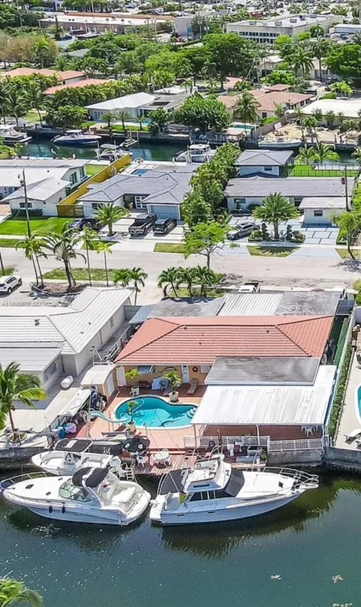 VENETIAN SEC KEYSTONE POI - Residential