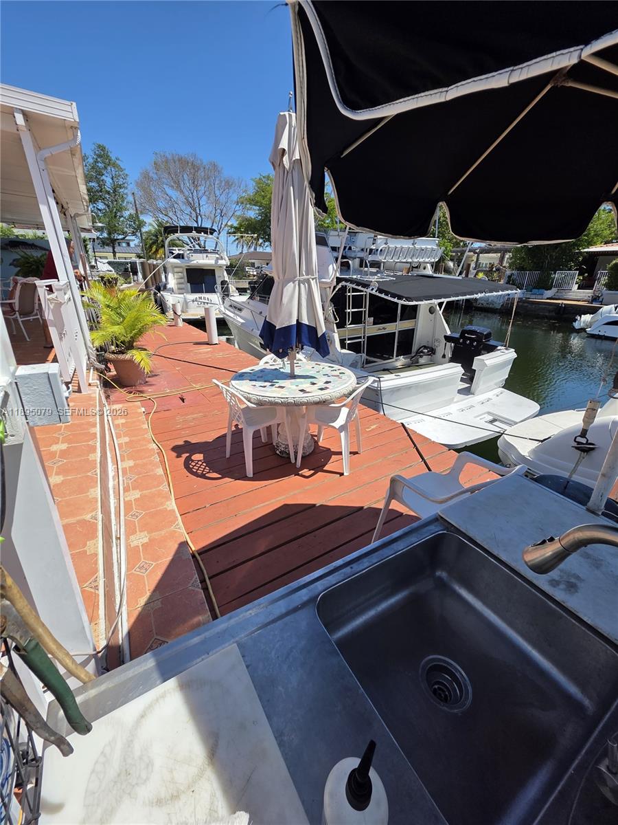 VENETIAN SEC KEYSTONE POI - Residential