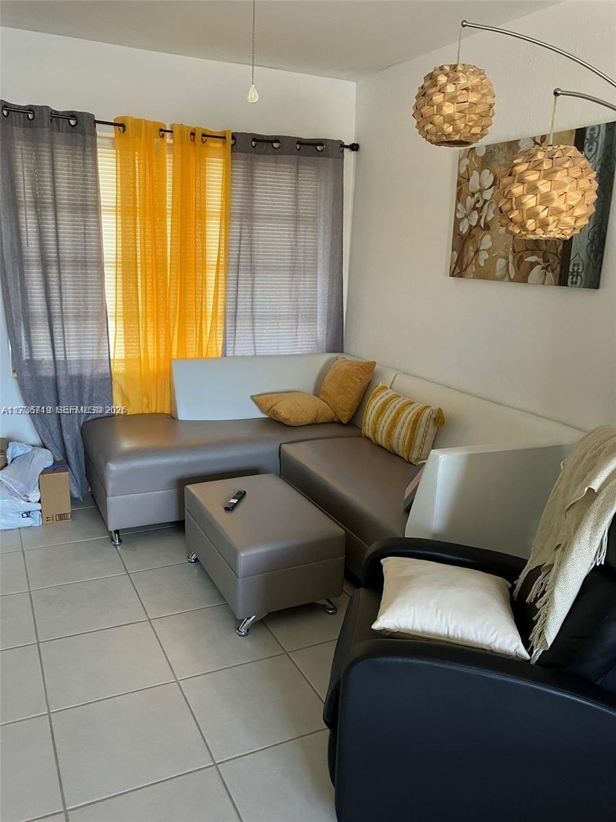 ESSEX VILLAGE 4TH ADDN - Residential