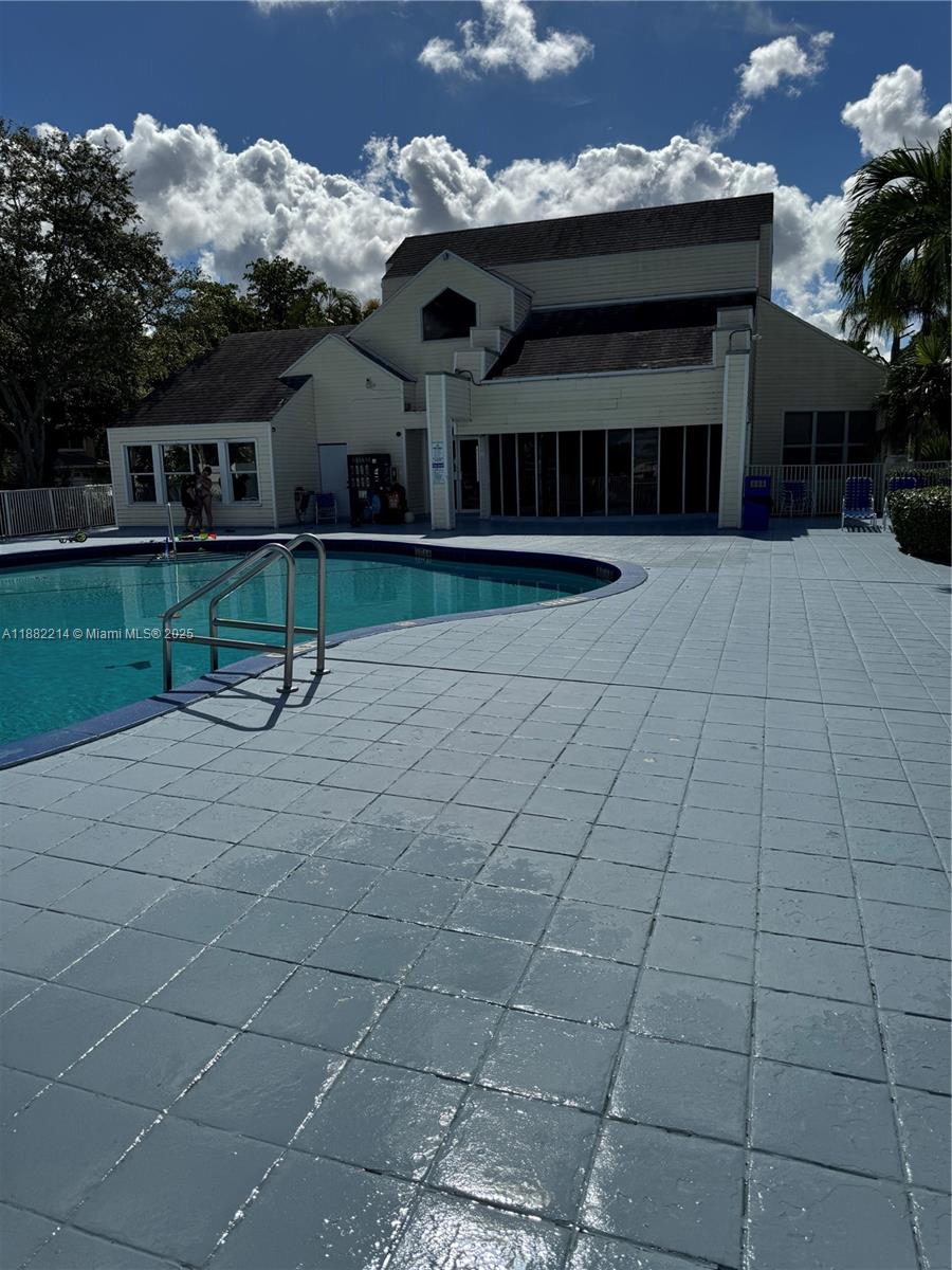 SUMMER LAKE CONDO - Residential Lease