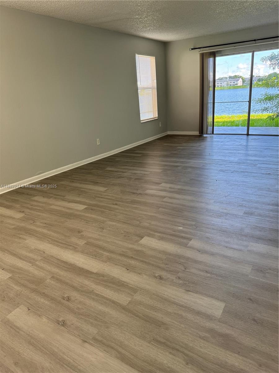 SUMMER LAKE CONDO - Residential Lease