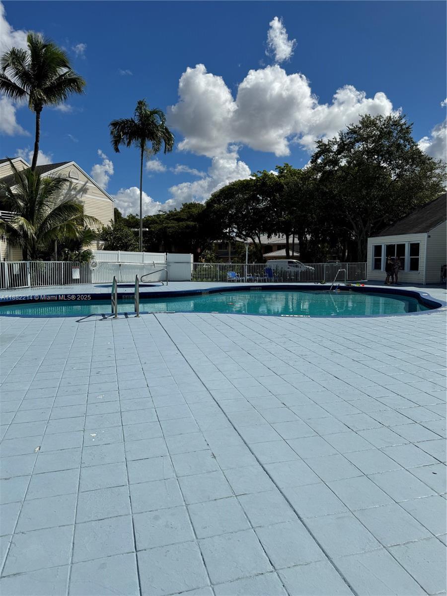 SUMMER LAKE CONDO - Residential Lease