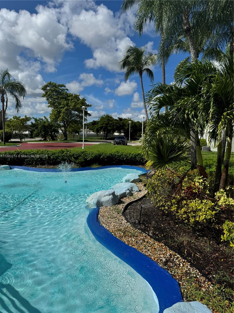 SUMMER LAKE CONDO - Residential Lease