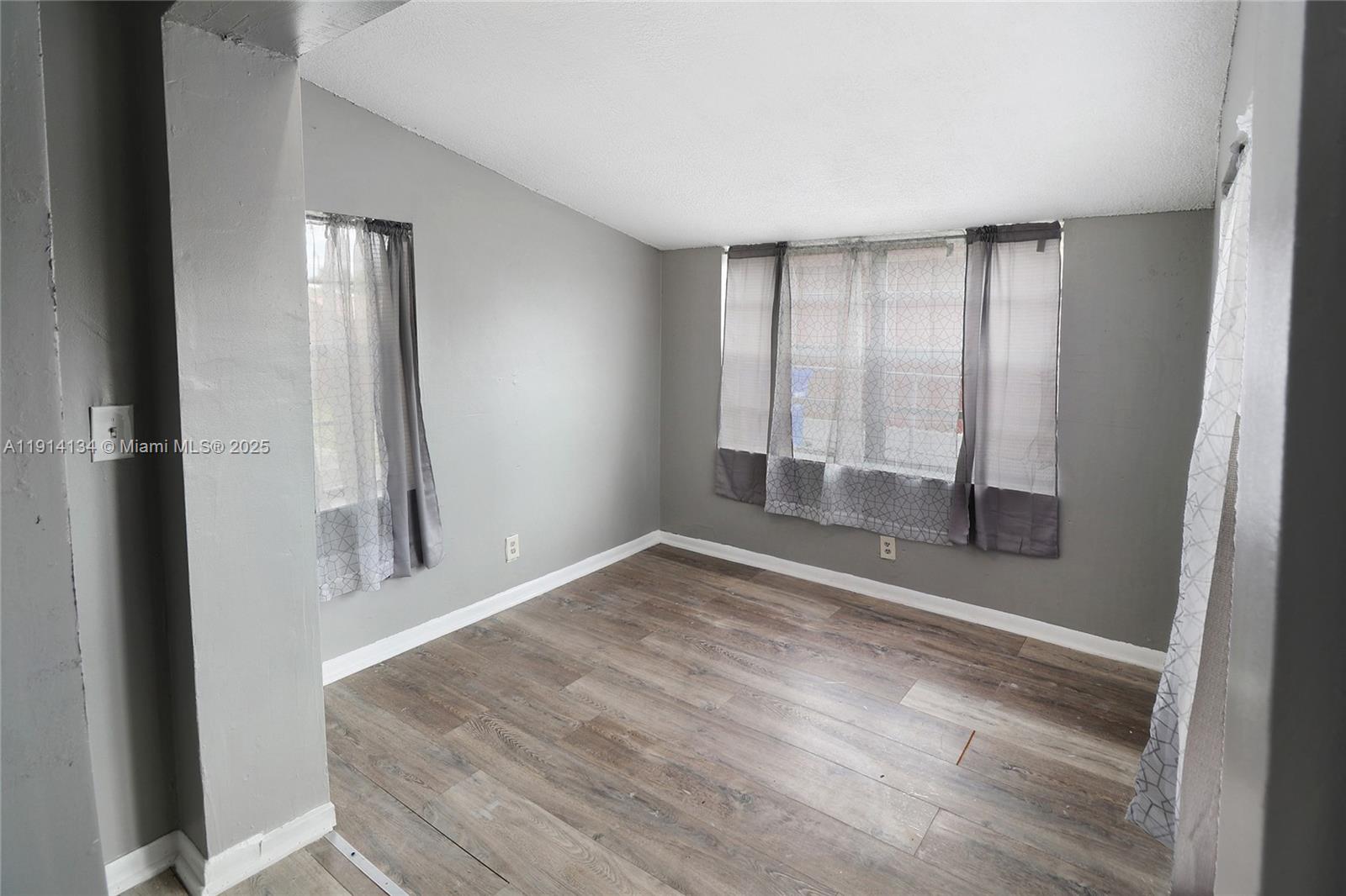 LIBERTY PARK ESTATES SEC - Residential Lease