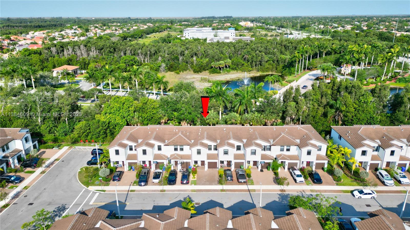 STELLAR PEMBROKE PINES - Residential