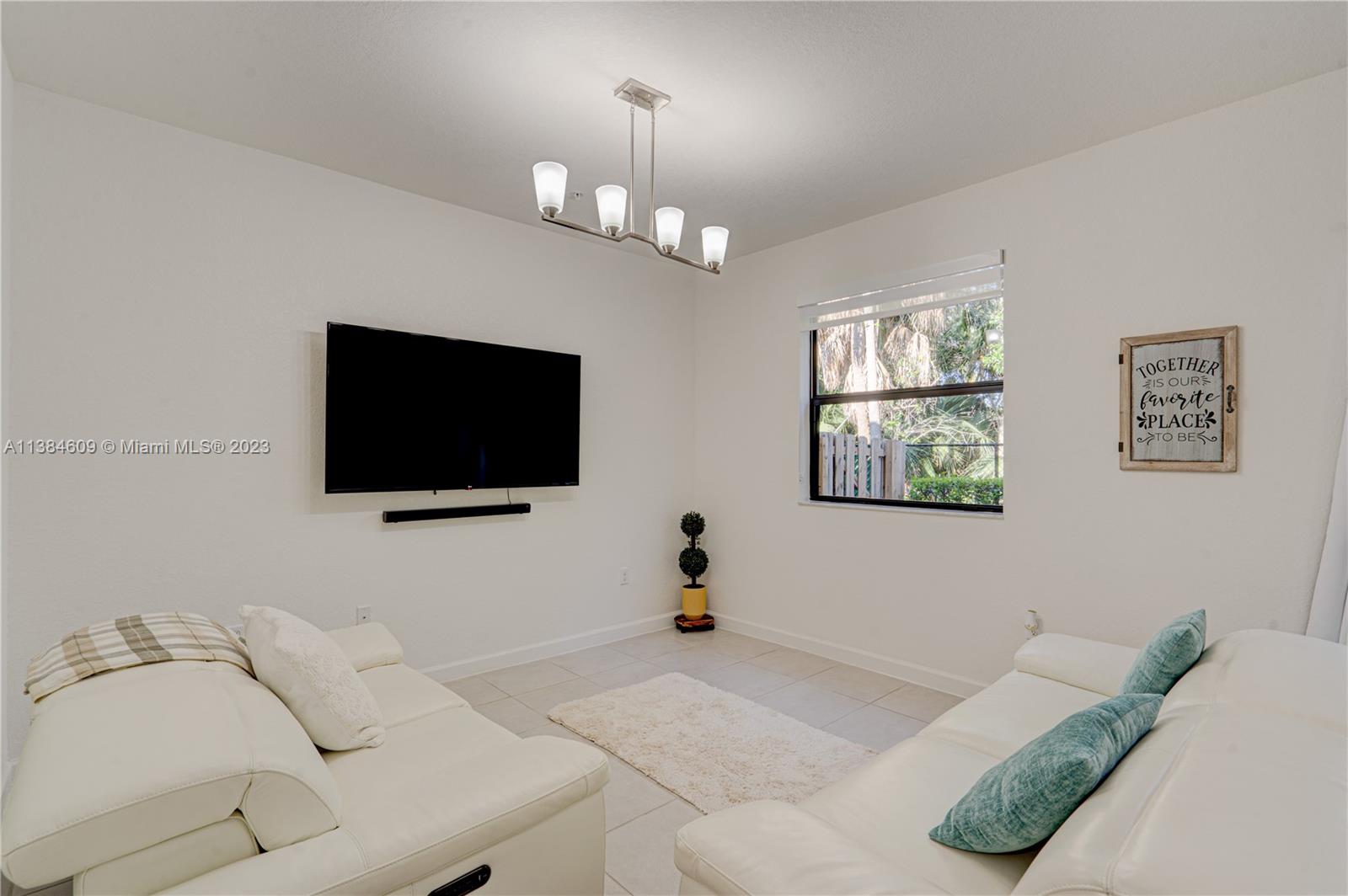 STELLAR PEMBROKE PINES - Residential